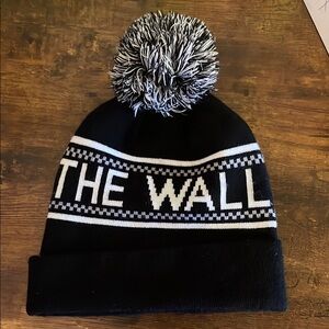 Black and White Pom-Pom Beanie
